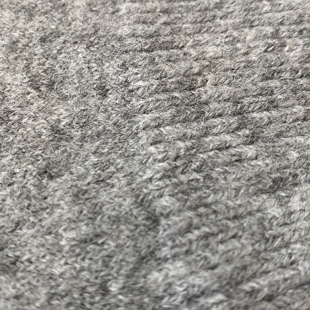 Cashmere Color-block Sweater - Picture 4 of 6